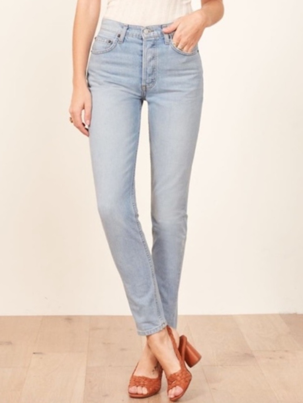 Reformation Jeans Melissa in Skye wash High Rise women’s Size 24